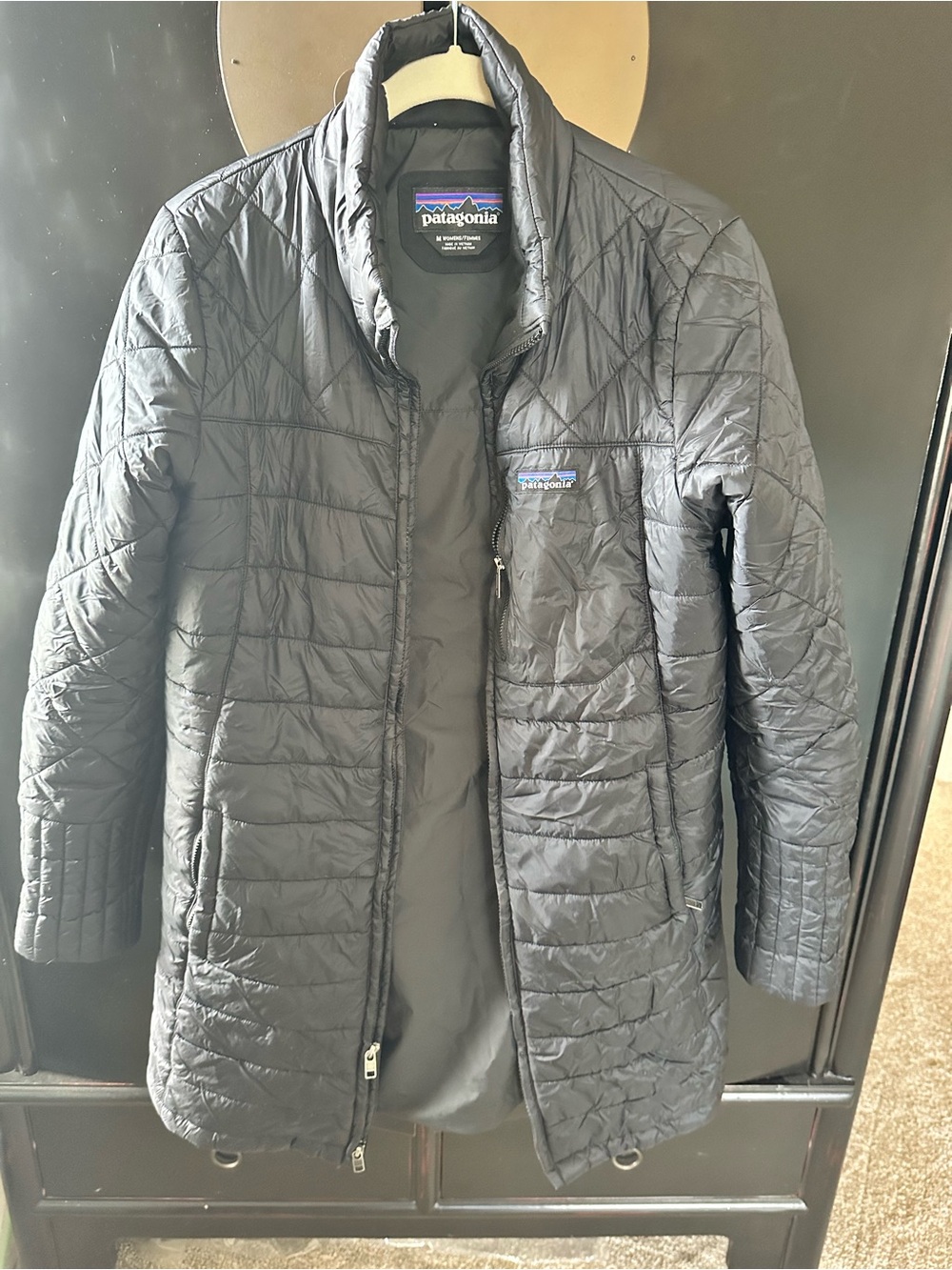 Patagonia women’s Black Quilted Insulated Jacket